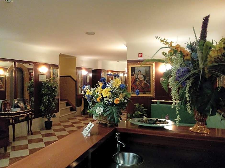 Hotel Diana