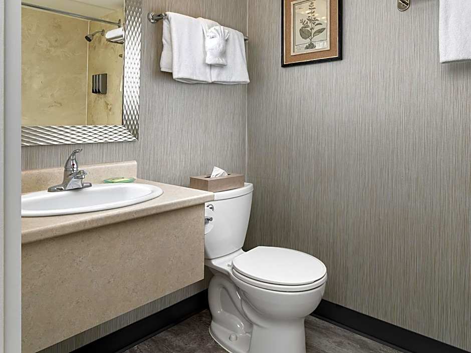 Huntingdon Hotel and Suites