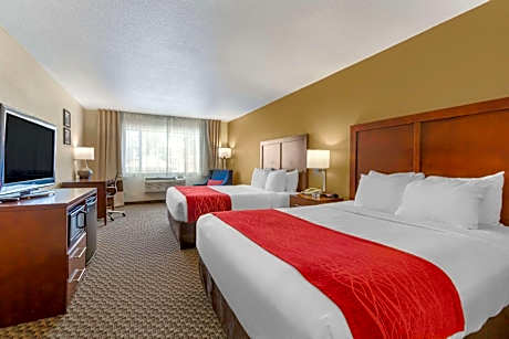 Deluxe Queen Room with Two Queen Beds - Non-Smoking