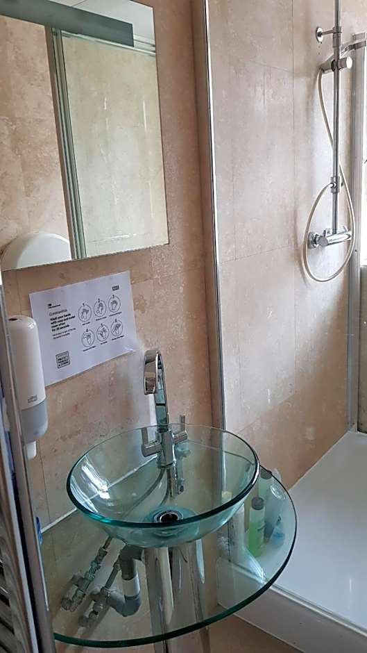 Hour Glass Hotel