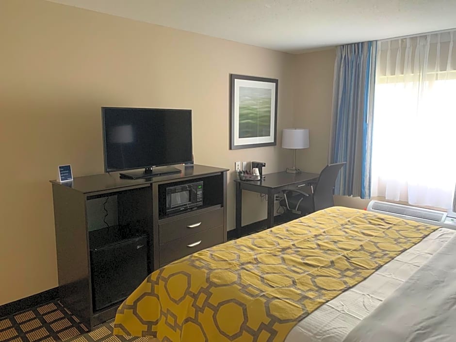 Baymont by Wyndham Latham Albany Airport