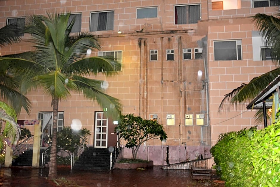 The Grand Neelam Hotel