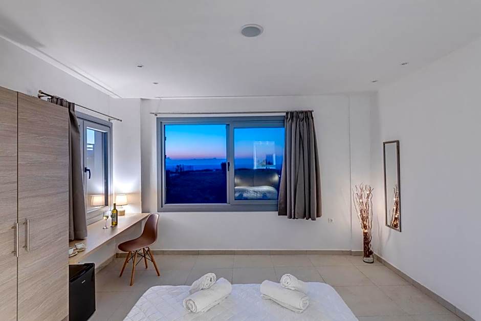 Chrysonisos Suites with Sunset & Seaviews near Kini