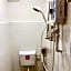 SPOT ON 89900 Jesselton Capsule Inn
