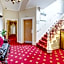 Old Rose and Crown Hotel