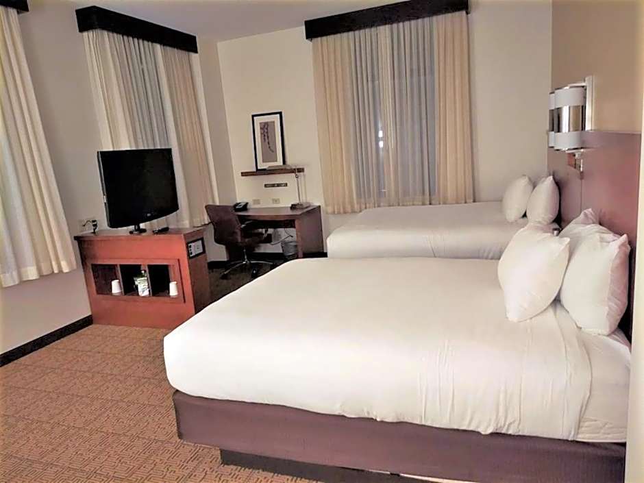 Hyatt Place Des Moines Downtown