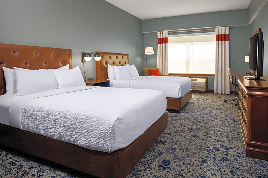 Four Points By Sheraton Louisville Airport