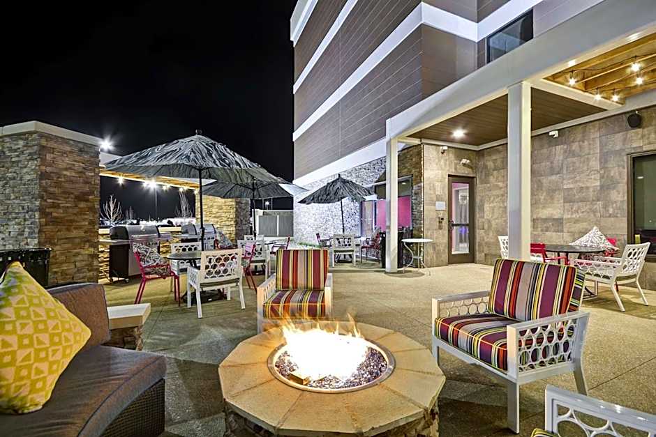 Home2 Suites by Hilton KCI Airport