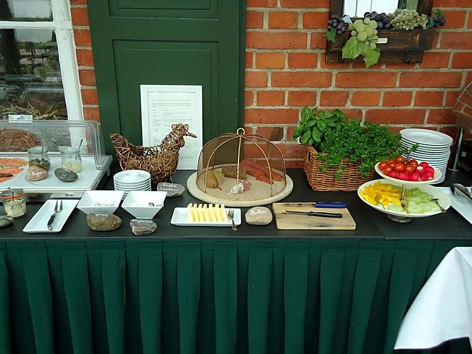 Seehotel Am Neuklostersee