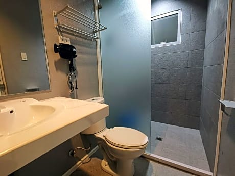 Executive Deluxe Queen Room