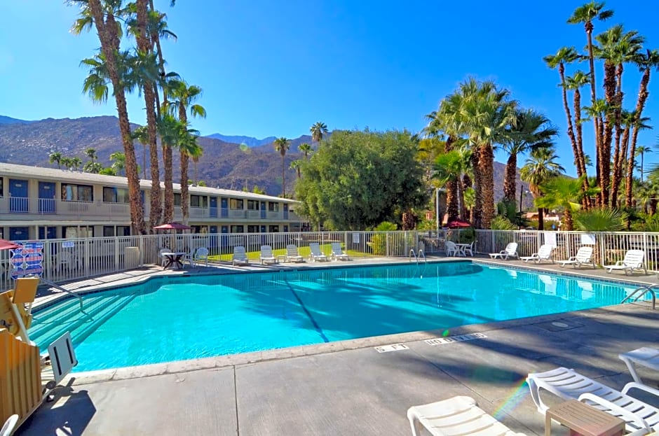 Motel 6-Palm Springs, CA - East - Palm Canyon