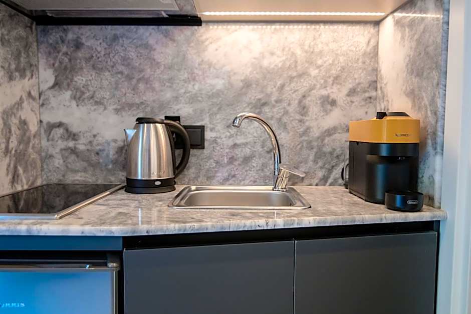 Sylvia Camping & Luxury Suites, Panel Hospitality Homes & Villas