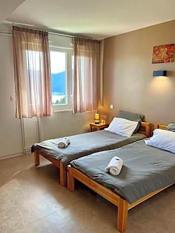 Quadruple Room with Private Bathroom