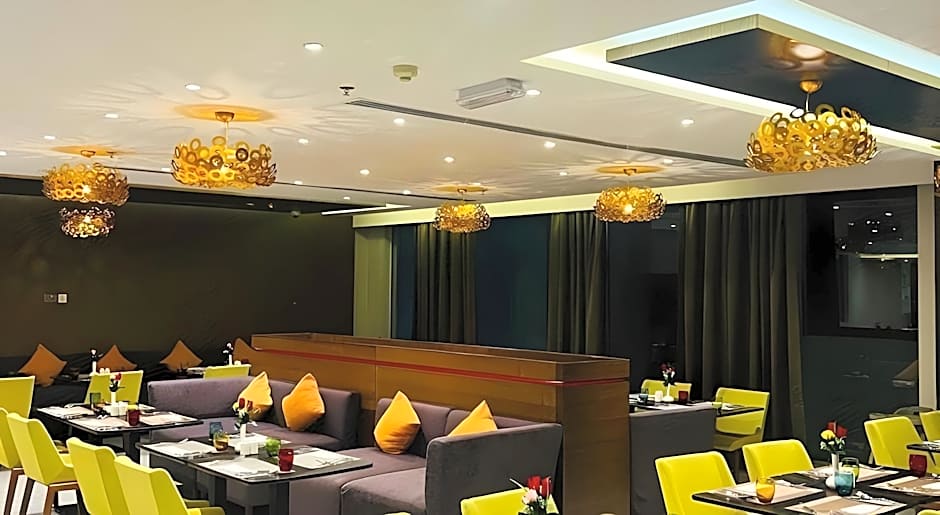 Carnelian Muscat - Airport Hotel