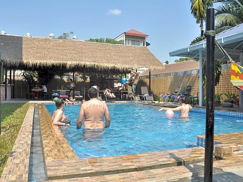 Pool Party Hostel – Siem Reap, PA