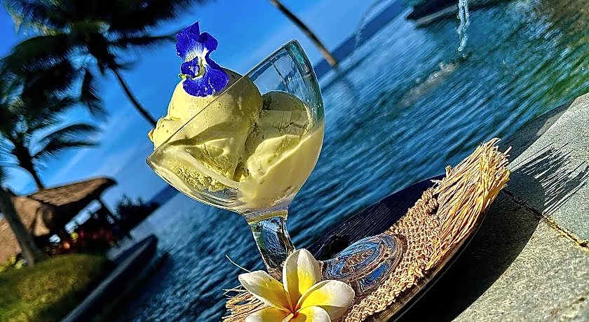 LOUKA BEACH BALI