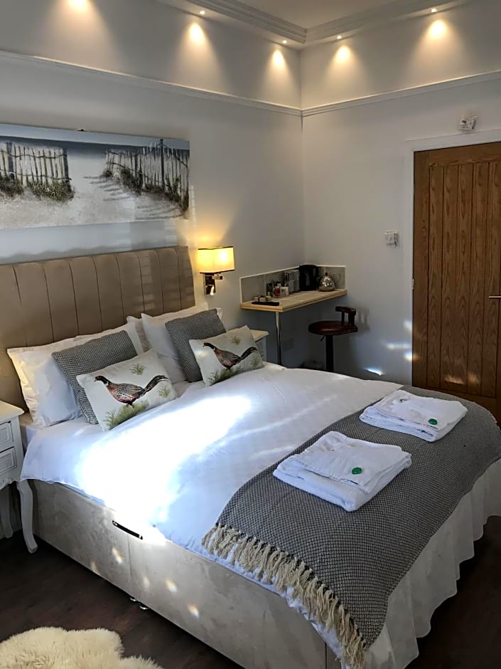 Old Thatch Bambers Green