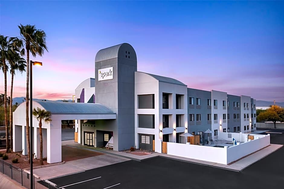 Spark By Hilton Tucson Airport