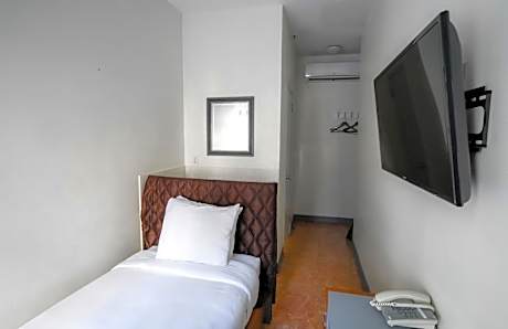 Single Room with Bathroom