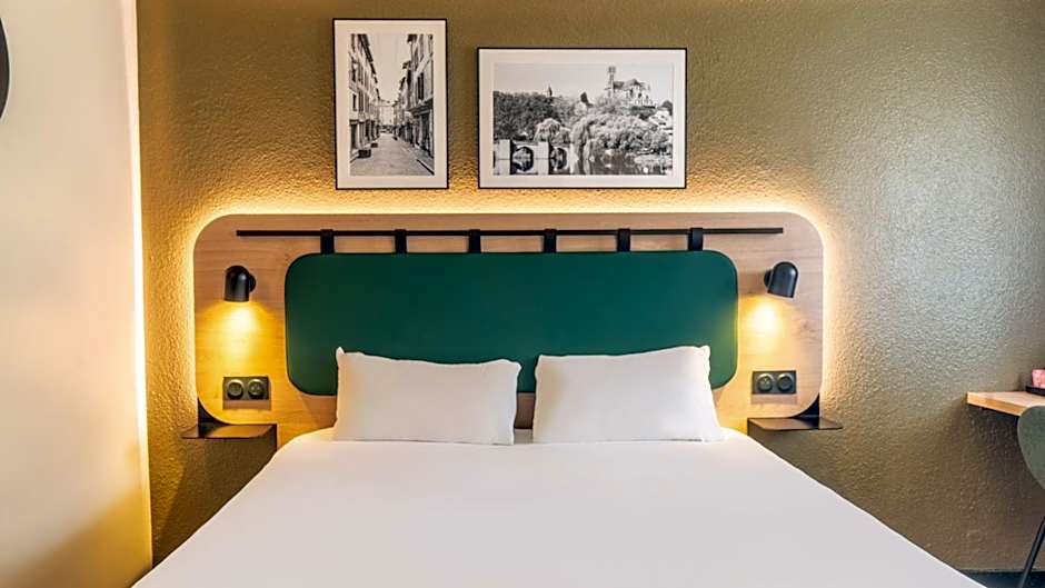 Campanile Orange Hotel