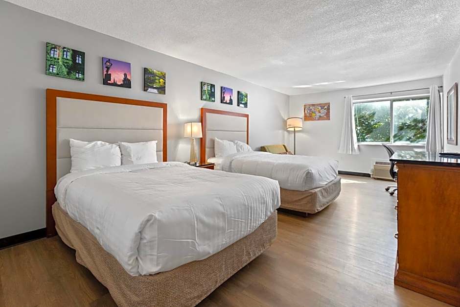 Days Inn by Wyndham Erie