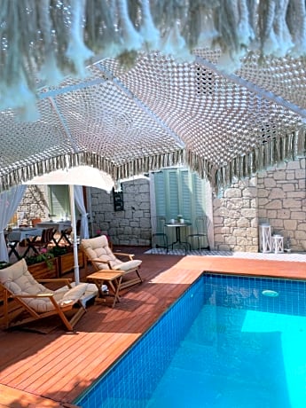 Ella Alaçatı Otel