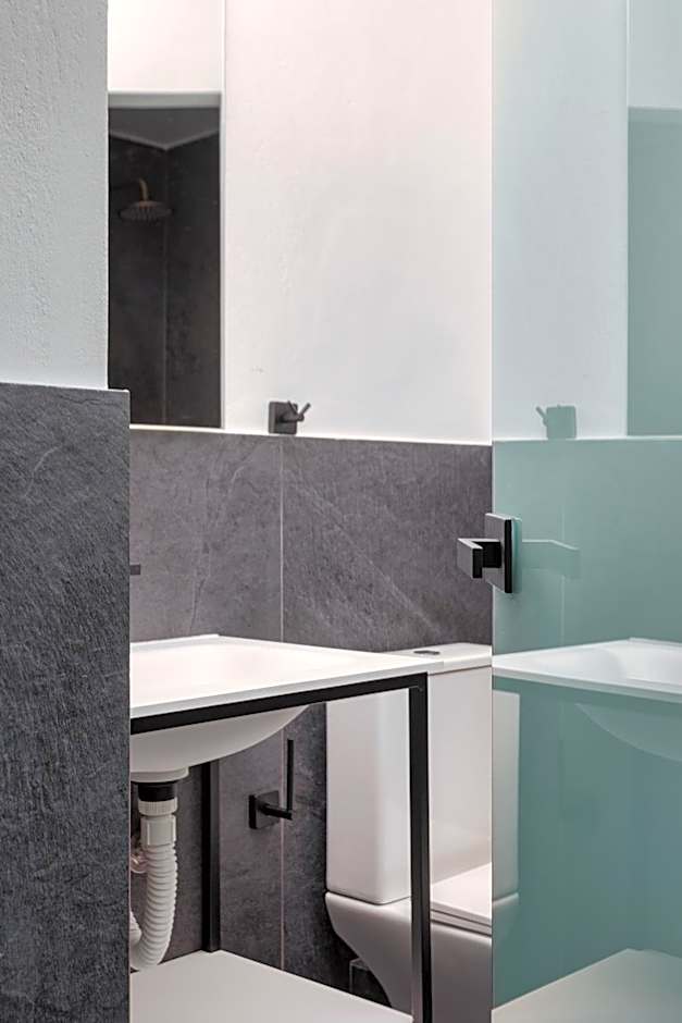 THE URBANIST •inner city residences•