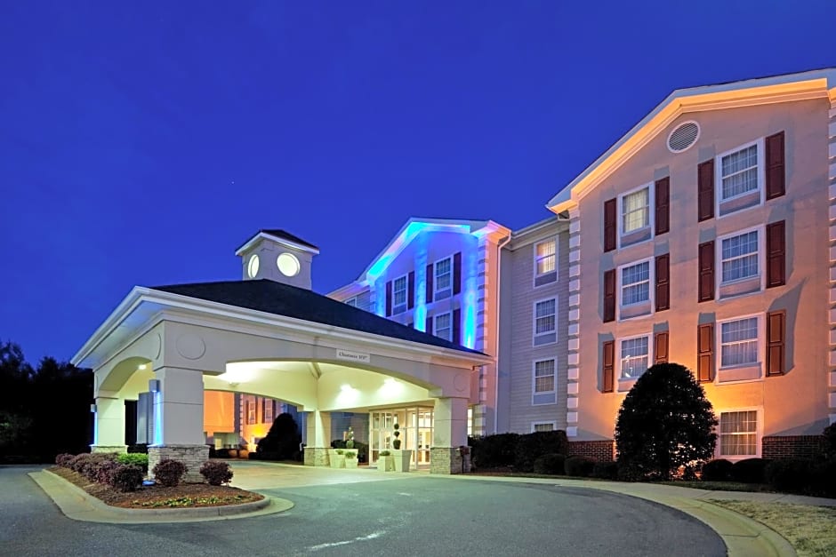 Holiday Inn Express Hotel & Suites Conover - Hickory Area