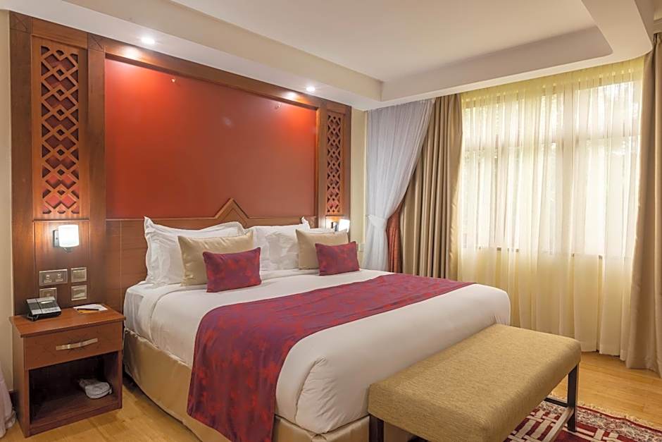 Hermosa Garden Hotel