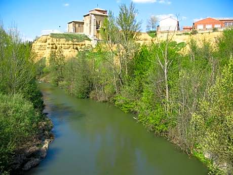 Hostal Santiago - Alojamientos en CARRION DE LOS CONDES