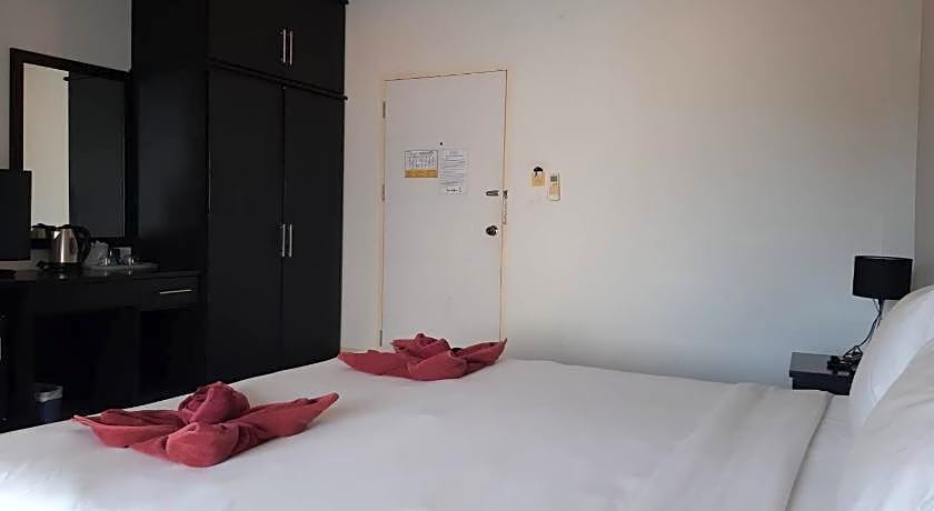 Karon Sea Side Hotel