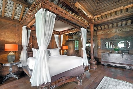 Kudus Suite Up