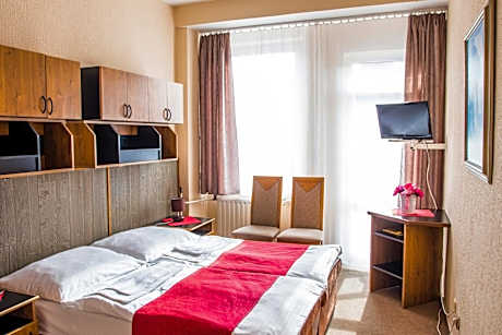 Classic Double Room with Balcony