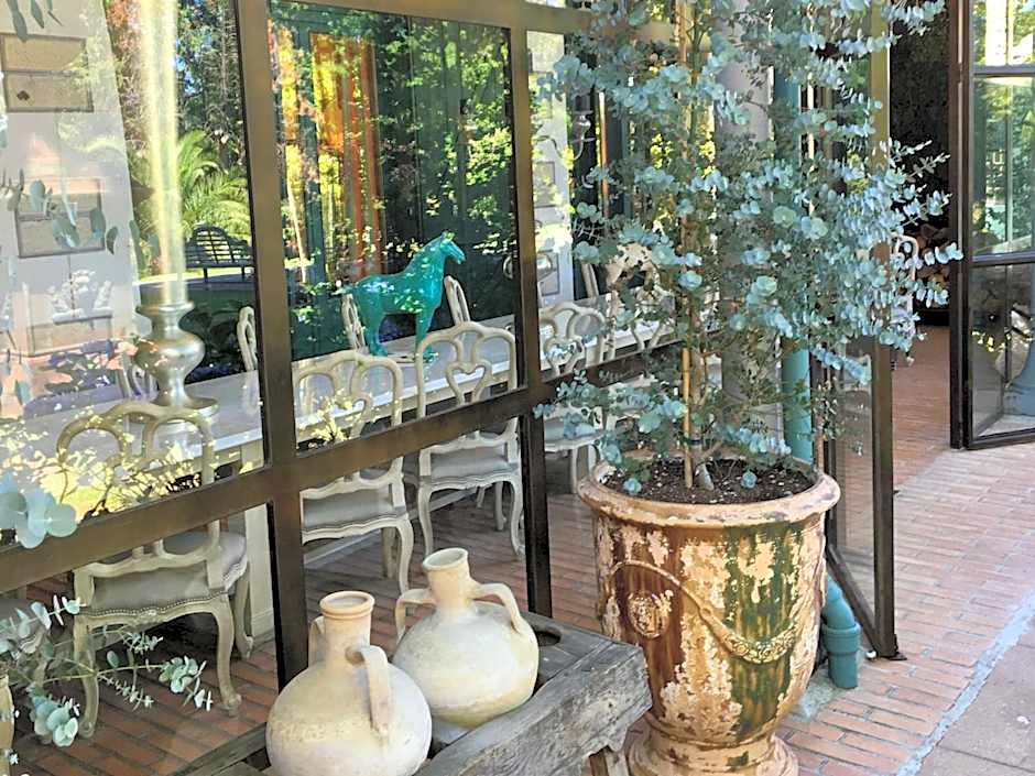 Beaumanoir Small Luxury Boutique Hotel