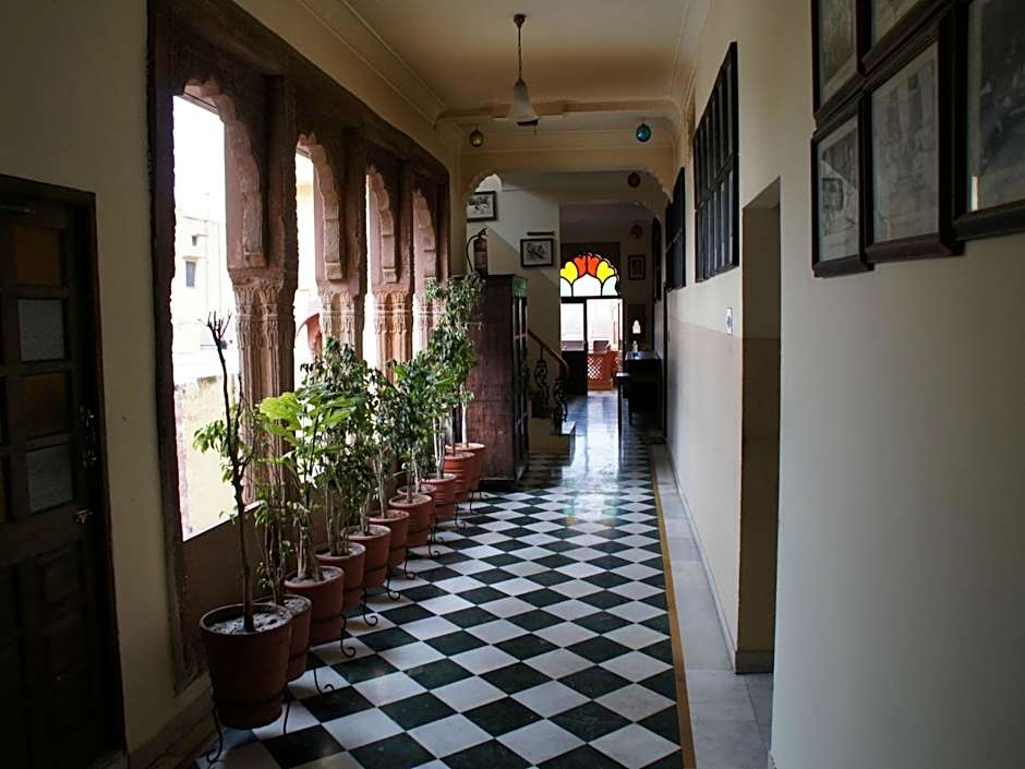 Haveli Inn Pal