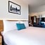 Oaks Wellington Hotel