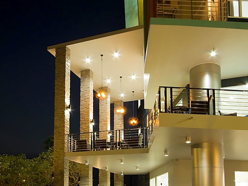 Anna-Nava Pakkret Hotel