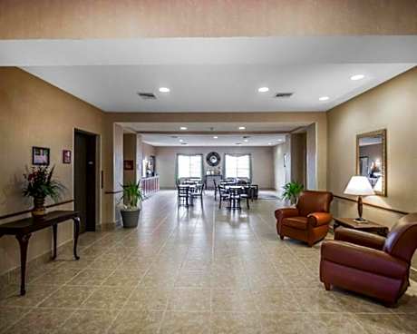 Rodeway Inn & Suites Salina South