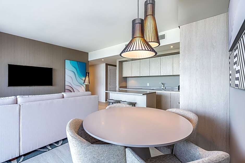Hyde Beach House Hollywood Private Suites