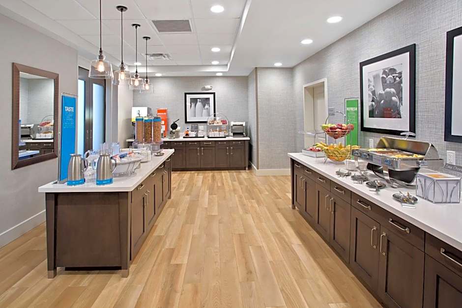 Hampton Inn By Hilton - Suites- Seattle Woodinville WA