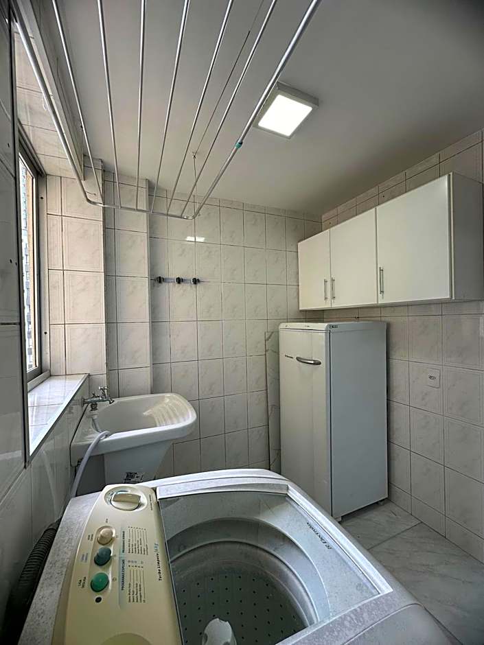 AM01- 3 Suítes | Pé na Areia | Centro | Garagem