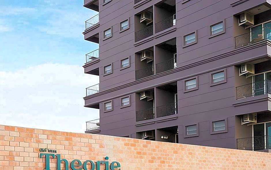Theorie Hotel Sukhumvit 107 by SLH