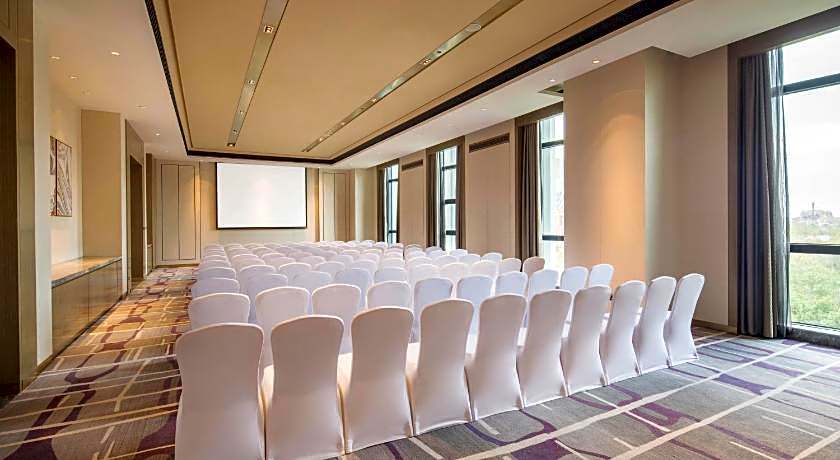 Crowne Plaza Harbin Songbei By IHG