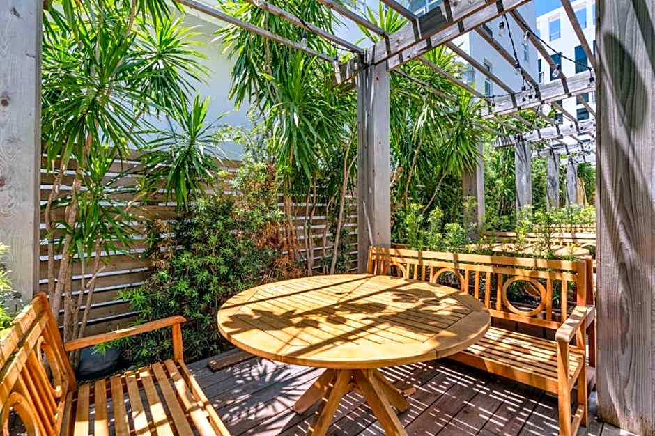 The Variety by LuxUrban – Miami Beach, FL