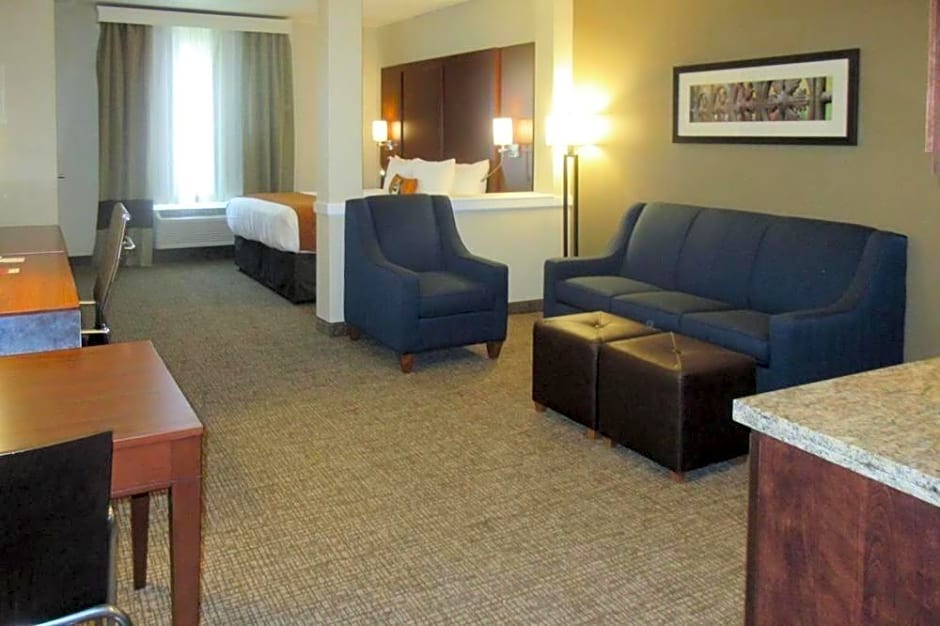 Comfort Suites Denver International Airport