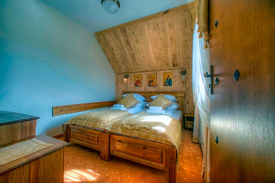 Hotel Carpatia Bieszczadzki Gościniec