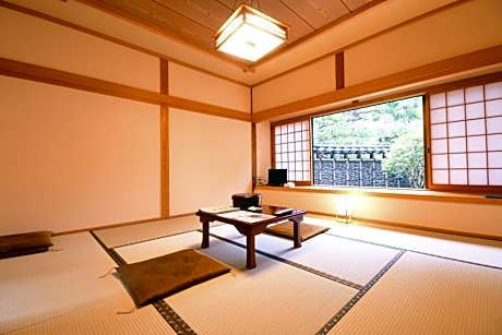 Japanese-Style Superior Room with Private Toilet