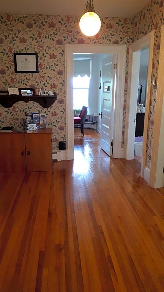 Hillside Landing B&B