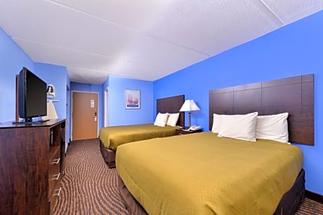 2 Double Beds Smoking