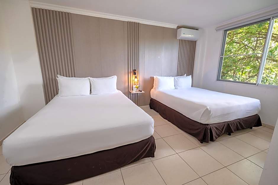 Albrook Inn